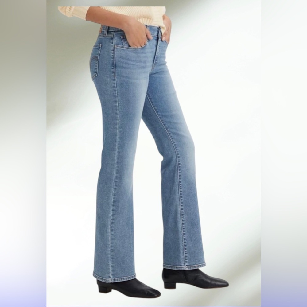 Levi’s 529 CURVY BOOT CUT Size 12 NWT
